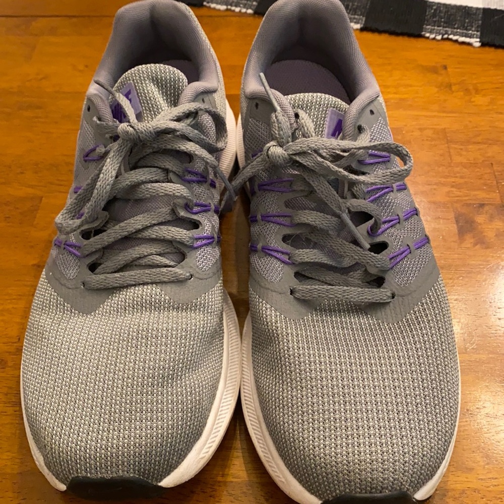 Women’s Nike Run Swift running shoes